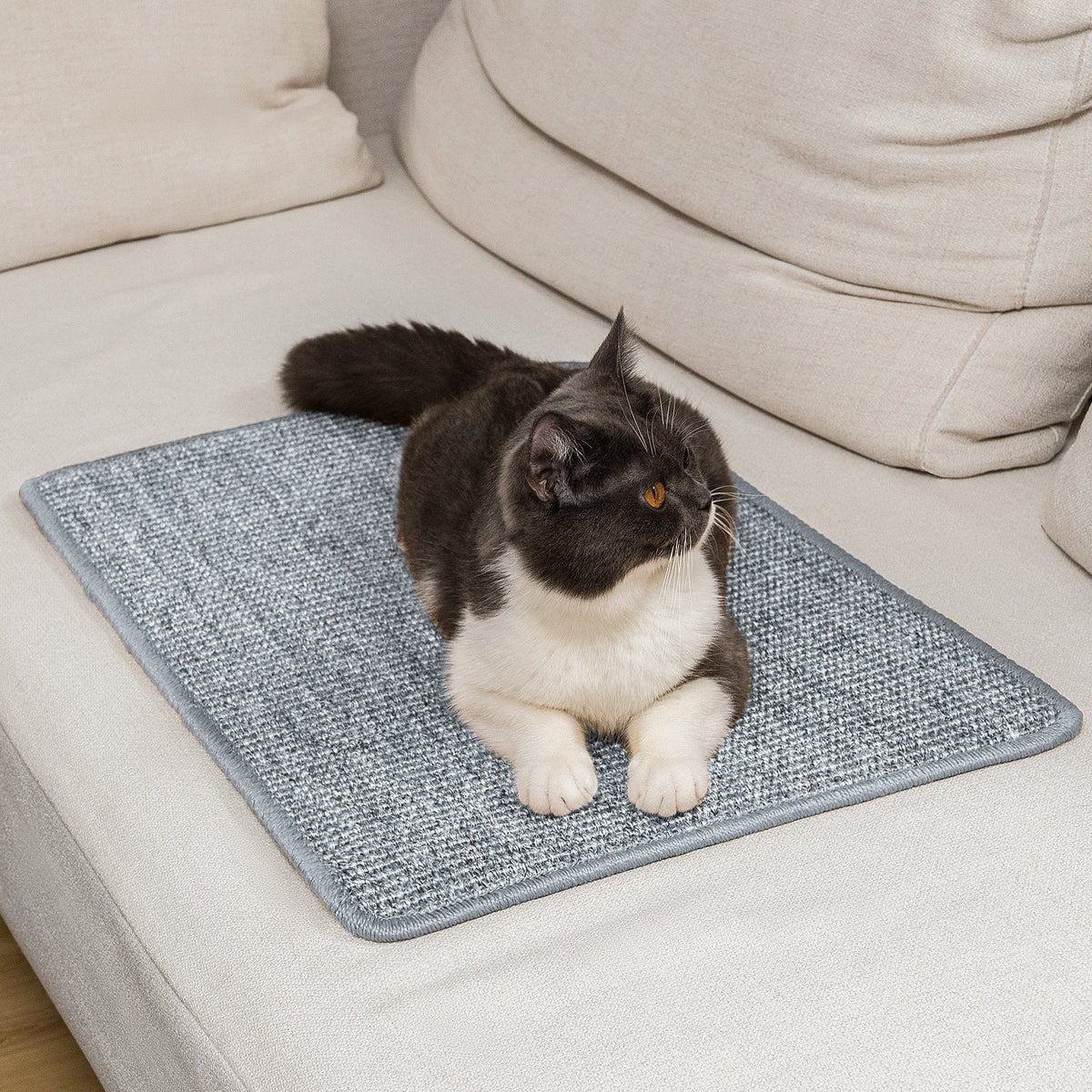 How to Choose the Perfect Cat Scratcher Cardboard?